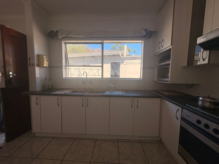 5 Bedroom Property for Sale in Dorchester Heights Eastern Cape